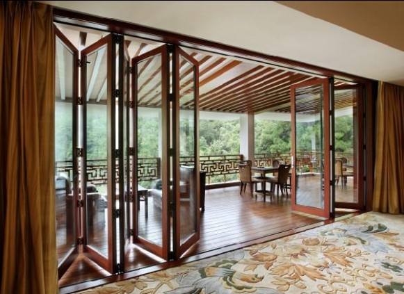 bi-fold door 